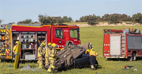 Fallece una persona en una salida de vía en la A.